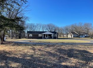 838 S Elm St, Scottsburg, IN 47170