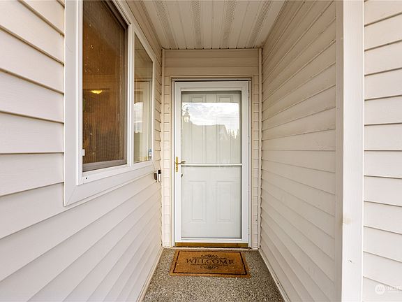 4th image of 8915 1st Street NE #A