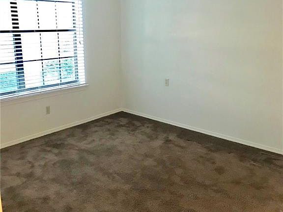5th image of 1304 Halsell St APT 102