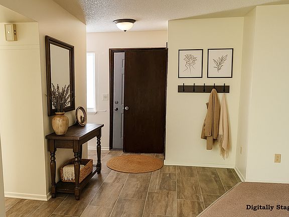 5th image of 4502 Driftwood Pl