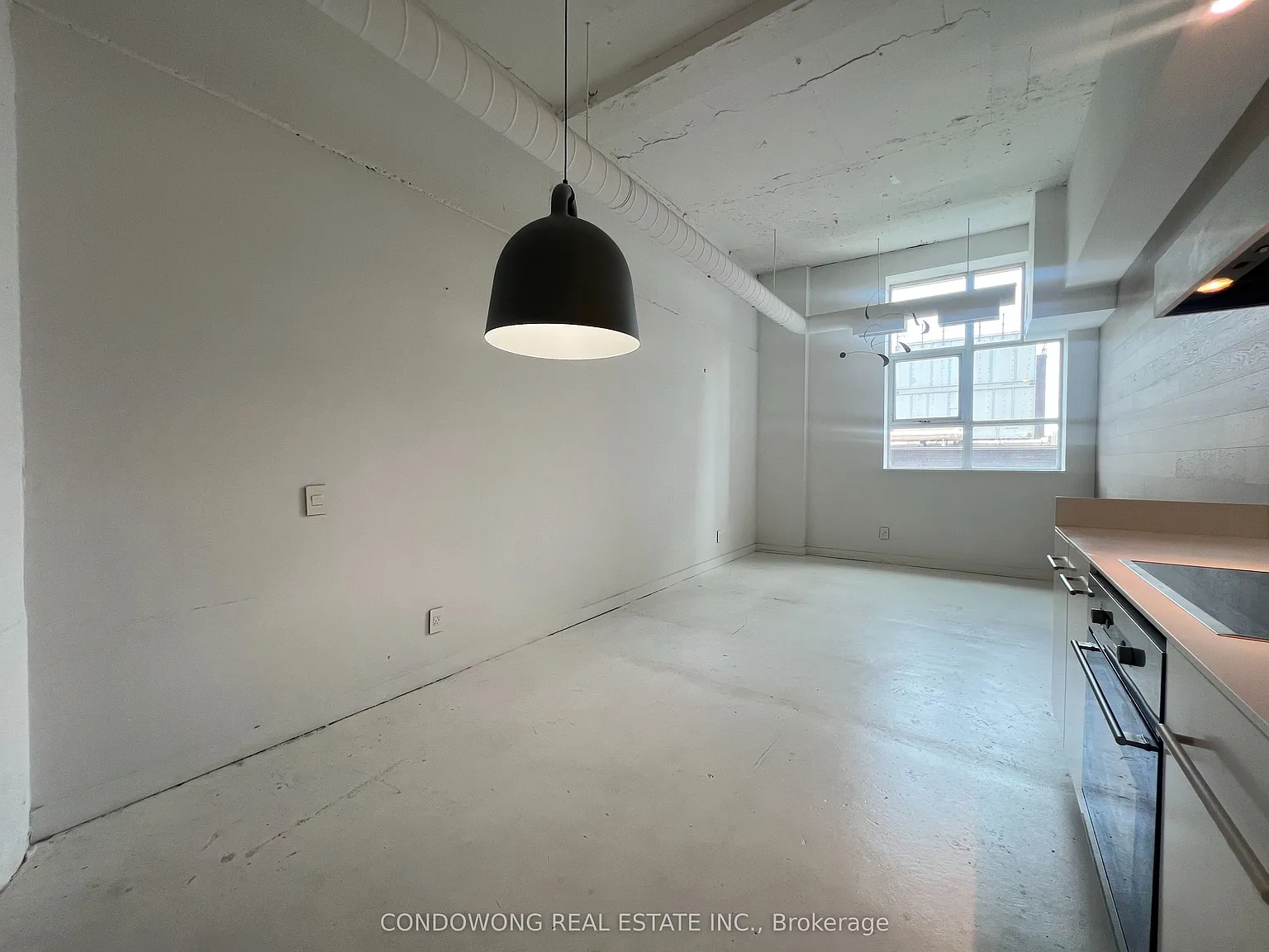1 bed, $2,400 — Photo 3