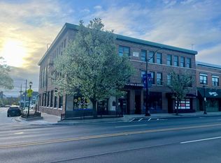 540 N Milwaukee Ave #203, Libertyville, IL 60048