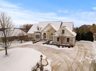 18505 Patti Ln, Brookfield, WI 53005