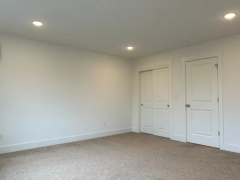 4TH BEDROOM