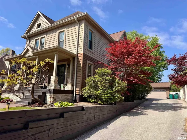 648 S Randolph St, Macomb, IL 61455