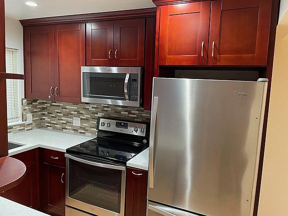 2nd image of 7050 Rainbow Dr APT 9