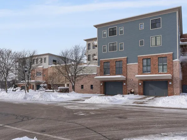 690 River Shores DRIVE #409, West Bend, WI 53090