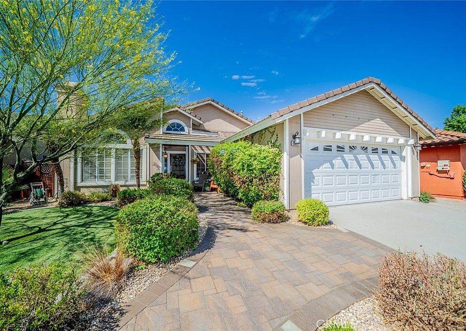 1st image of 13517 Chrystal Ct