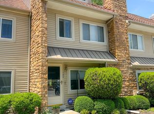 103 Cavalry Ct, Chesterbrook, PA 19087