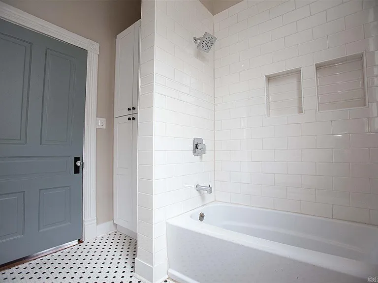 1510 Park Ln — Photo 14