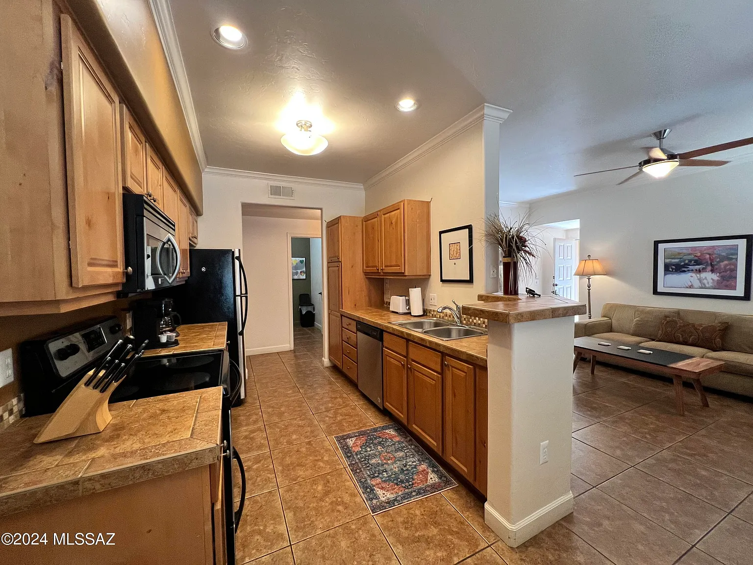 2 bed, 2.0 bath, 1271 sqft, $1,750 — Photo 4