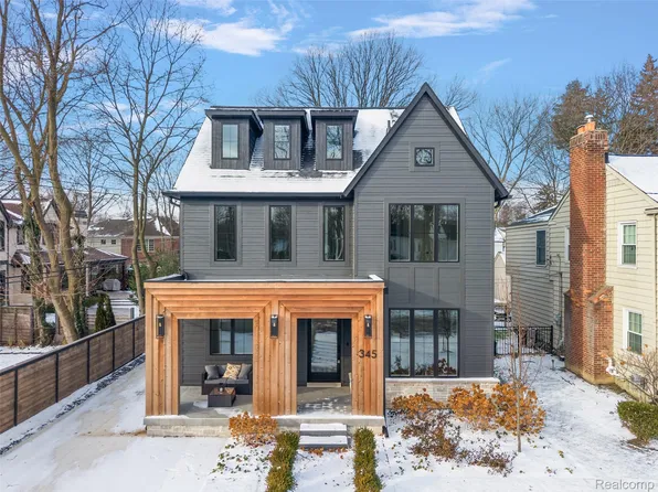 345 Kimberly St, Birmingham, MI 48009