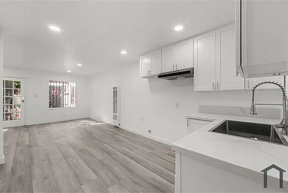 1 bed, 650 sqft, $2,289 — Photo 2