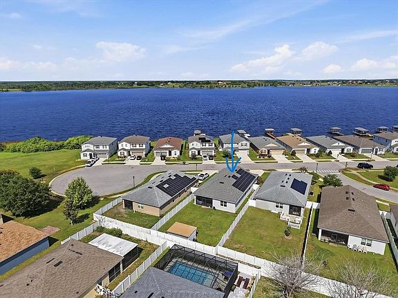 4th image of 120 SUMMERSHORE DRIVE
