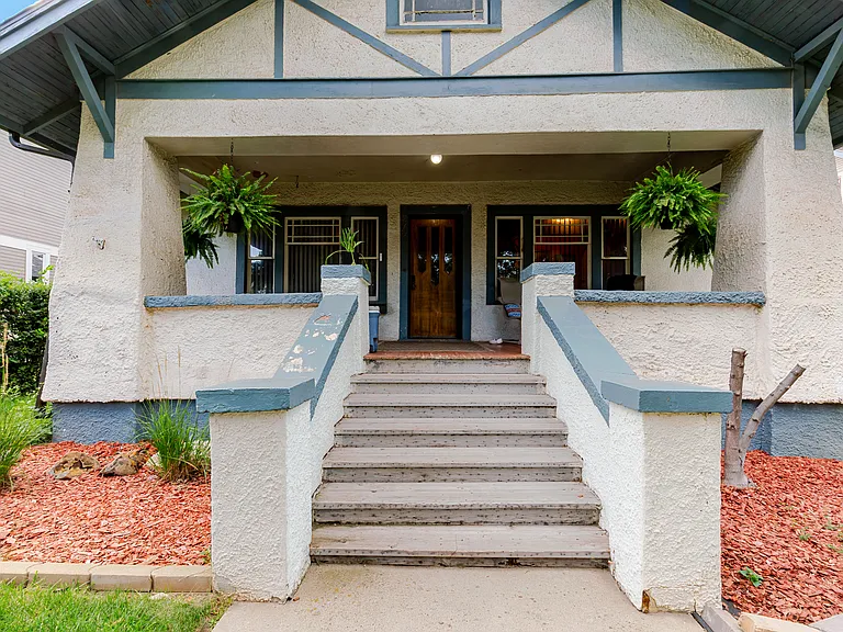 1217 West Blvd — Photo 8