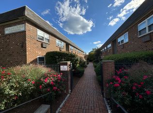 637 Cove Rd Unit C13, Stamford, CT 06902