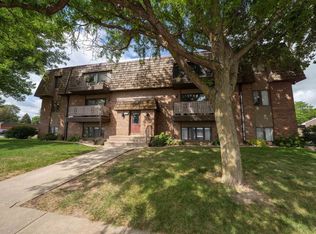 3548 S Gateway Blvd APT 104, Sioux Falls, SD 57106