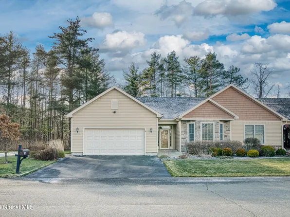 24 Pebble Court, Slingerlands, NY 12159