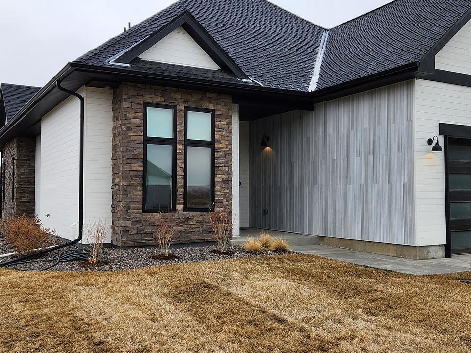 1st image of 1774 Beachside Dr