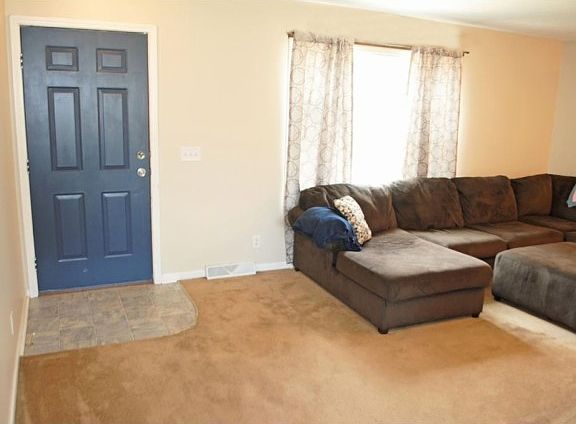 3rd image of 4045 Harmony Dr