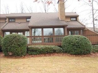 108 Deer Run Ln, Greenwood, SC 29646