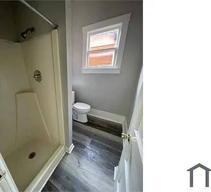 835 E Chestnut St — Photo 5