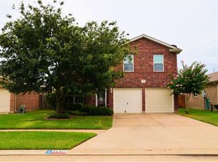 11915 S Brenton Knoll Dr, Tomball, TX 77375