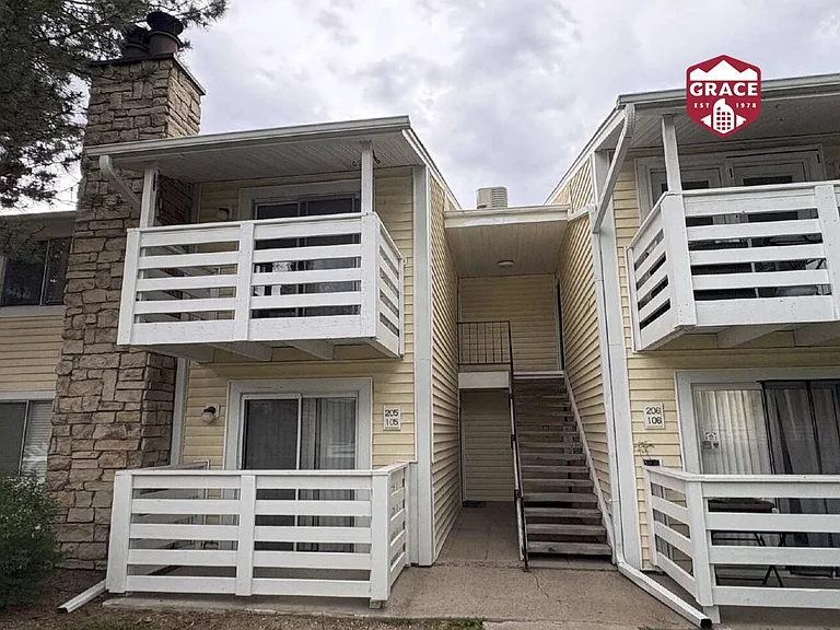 8555 Fairmount Dr #B205 — Photo 1