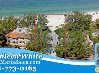 3718 Gulf Dr, Holmes Beach, FL 34217