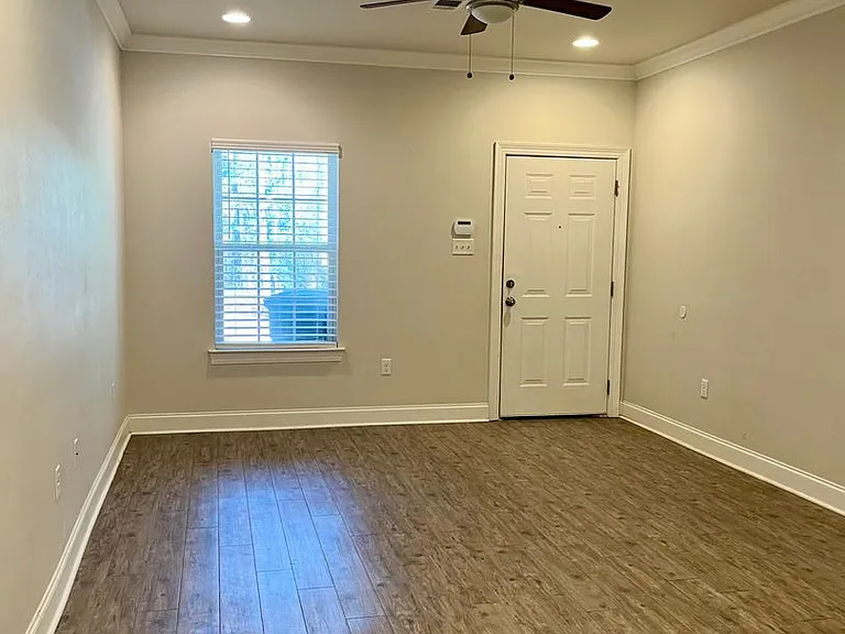 18645 Greenwell Springs Rd — Photo 6