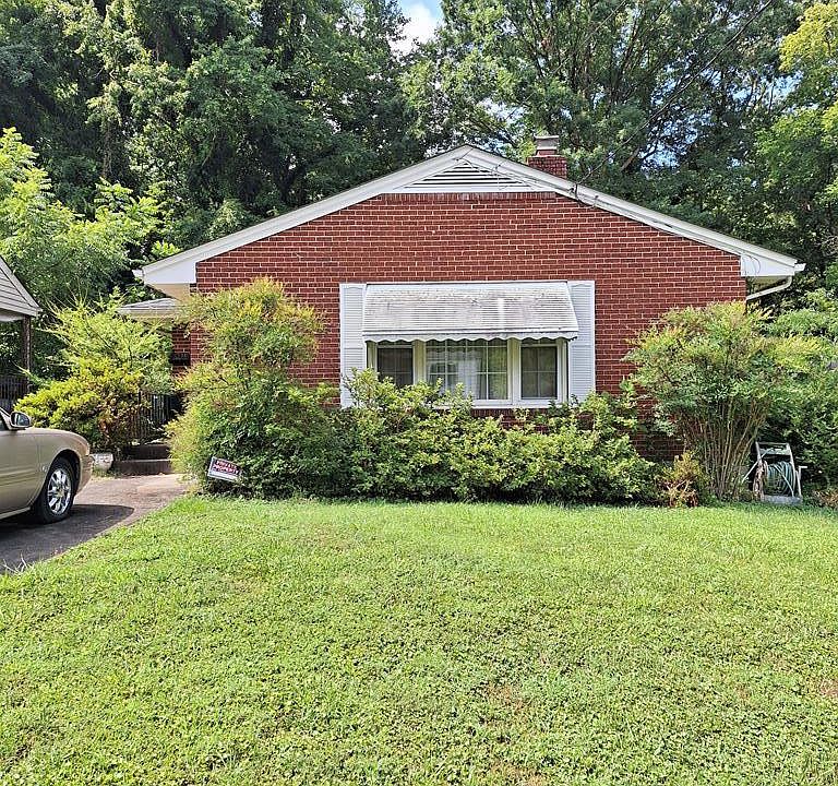 1st image of 135 Mary Miles Dr