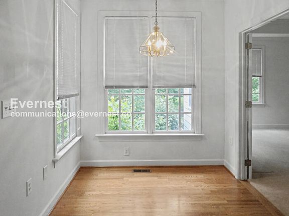 3rd image of 108 Glasgow