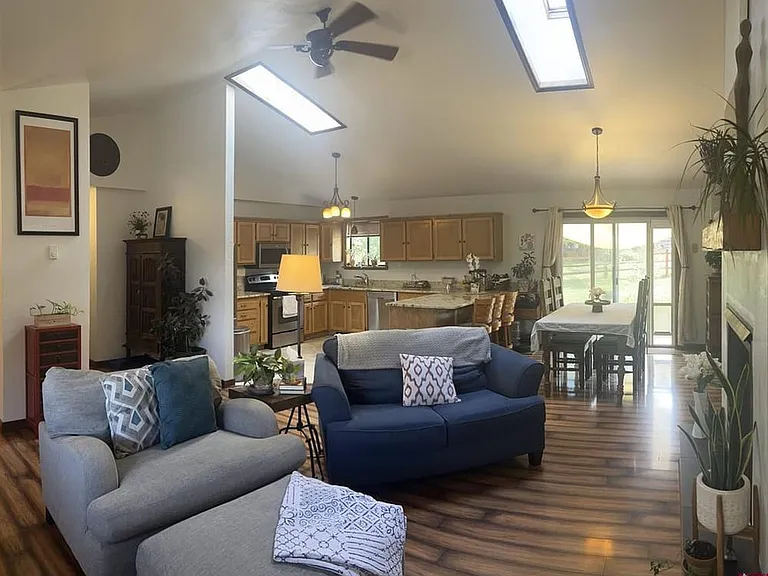 10 Oak Ct — Photo 11