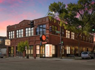 2200 W Lawrence Ave #203, Chicago, IL 60625