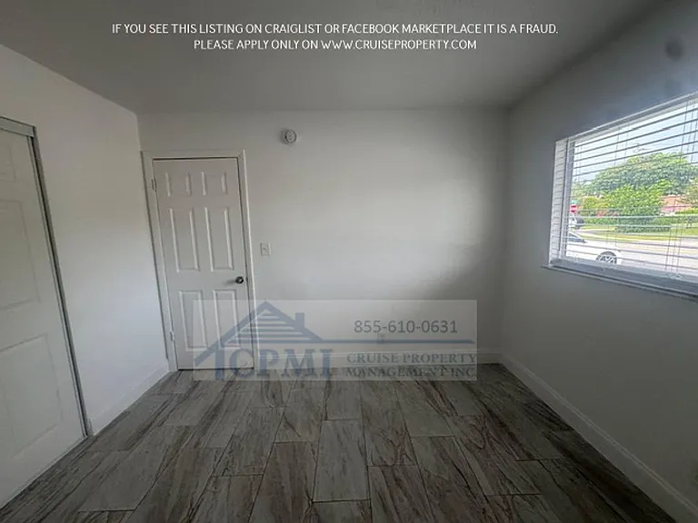 8430 NW 40th St Coral Springs, FL 33065 — Photo 18