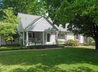 510 Country Club Dr, Burlington, NC 27215