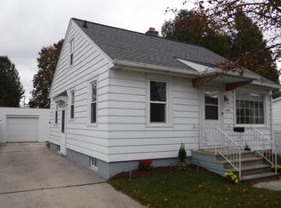 2108 11th St, Two Rivers, WI 54241