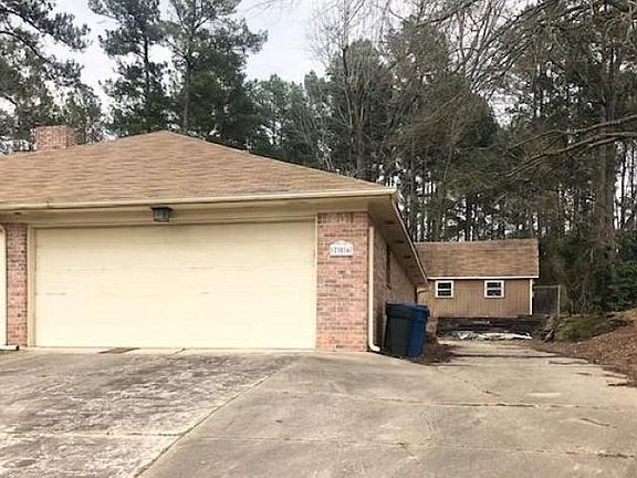 3rd image of 706 Honeysuckle St