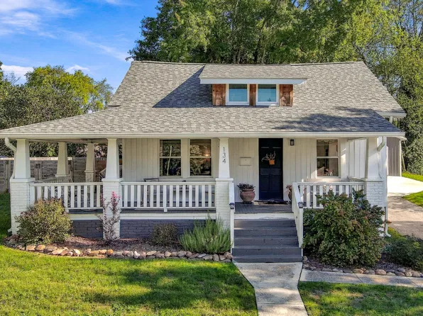 134 Hillcrest Dr, Knoxville, TN 37918