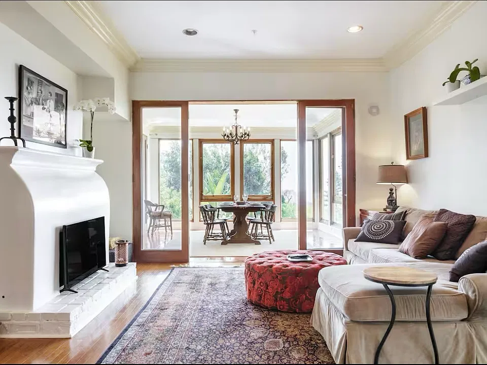 Upstairs living room