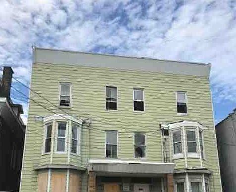 2nd image of 176 Garside St