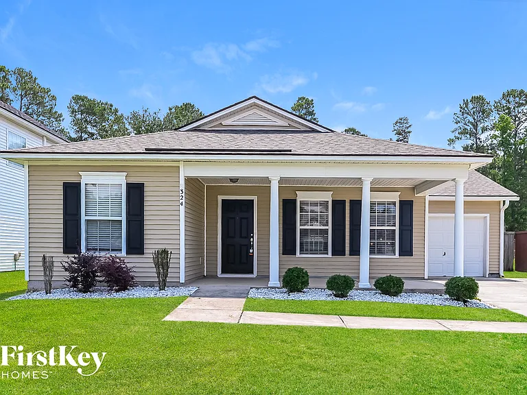 324 Brickhope Ln — Photo 1