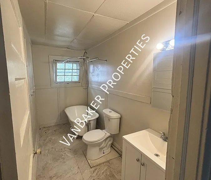 3205 Walton Ave #3205 — Photo 8