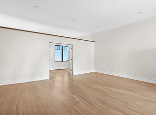 47-18 11th St #3, Long Island City, NY 11101