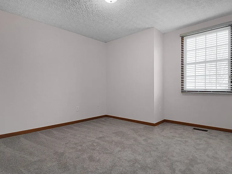 321 Amber Wood Way — Photo 27