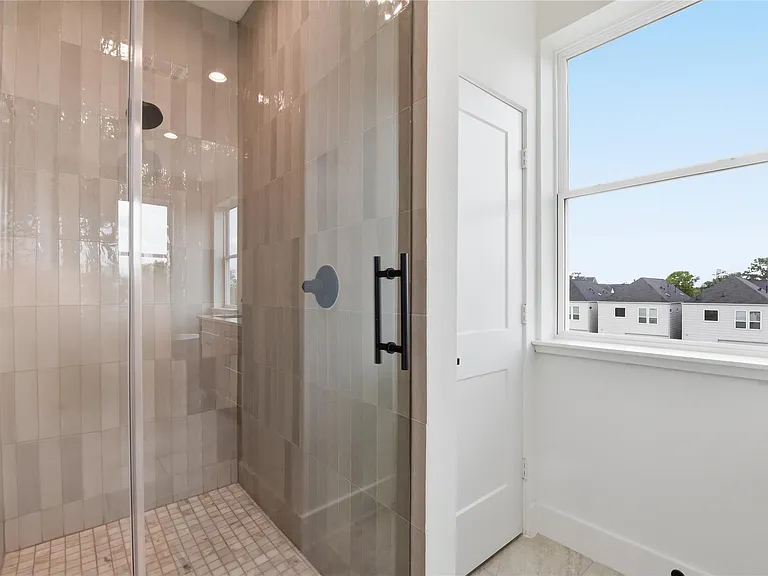 7702 Earl Rudder Way — Photo 39