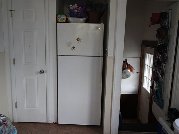 4th image of 2402 Milburn Blvd