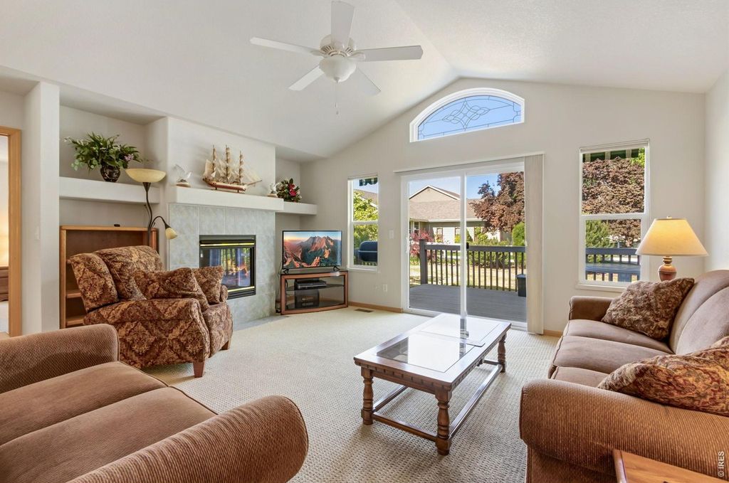 4051 Kingsley Ct