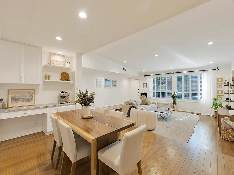 12803 Bloomfield St #2 — Photo 9