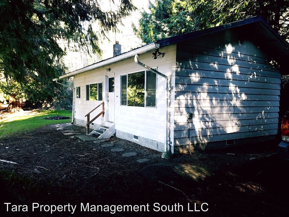 1st image of 5093 Lakeside Dr
